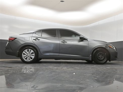 Used 2022 Nissan Sentra S image 19