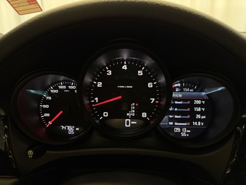 Certified 2018 Porsche Macan Sport Edition image 34