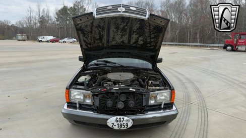 Used 1991 Mercedes-Benz 560 SEL image 12