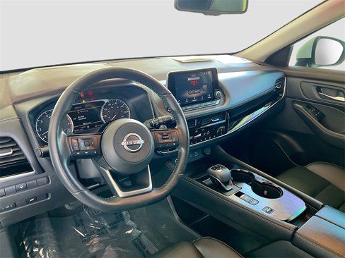 Used 2022 Nissan Rogue SL image 9