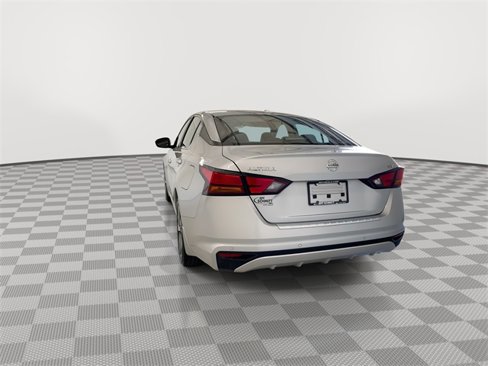 Certified 2022 Nissan Altima 2.5 SV image 9