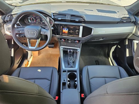 New 2025 Audi Q3 2.0T Premium image 19