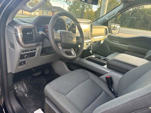 New 2024 Ford F150 XLT w/ Equipment Group 302A MID image 9