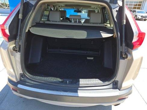 Used 2019 Honda CR-V Touring image 4