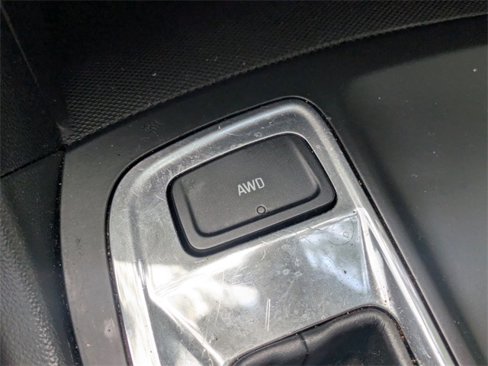 Used 2021 Chevrolet Equinox LT image 28