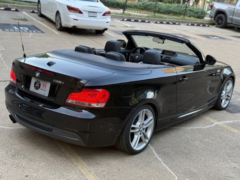Used 2012 BMW 135i Convertible image 33