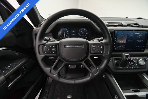 Used 2025 Land Rover Defender 110 V8 image 13
