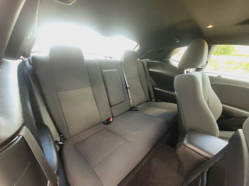 Used 2019 Dodge Challenger SXT image 18