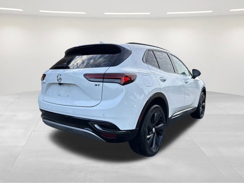 Used 2021 Buick Envision Essence w/ Sport Touring Package image 5