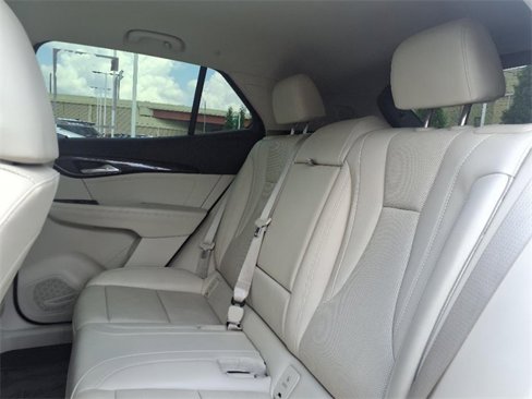 Used 2023 Buick Envision Essence image 5