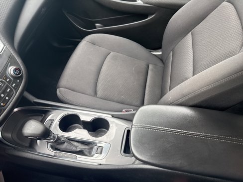 Used 2023 Chevrolet Malibu LT image 32