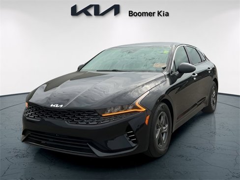 Used 2022 Kia K5 LX image 1