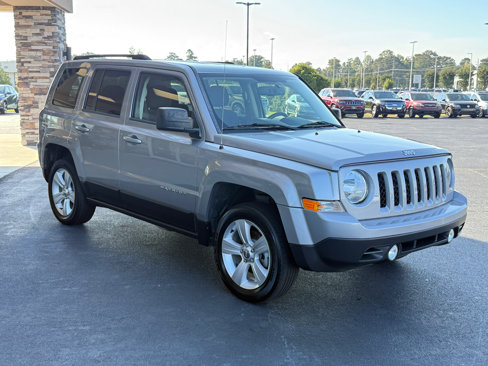 Used 2016 Jeep Patriot Latitude image 6