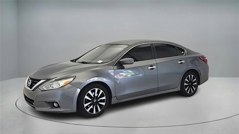 Used 2018 Nissan Altima 2.5 SV image 3