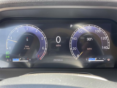 Used 2022 Jeep Grand Cherokee Limited image 25
