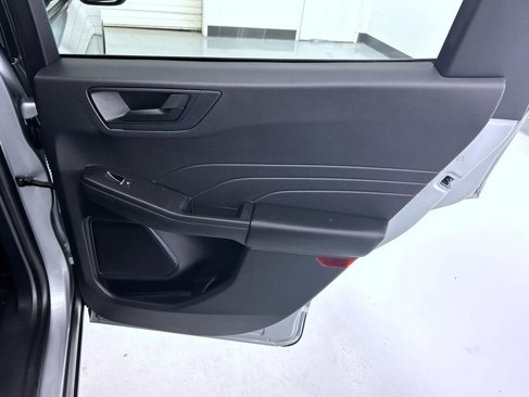 Used 2022 Ford Escape SE w/ Cold Weather Package image 17