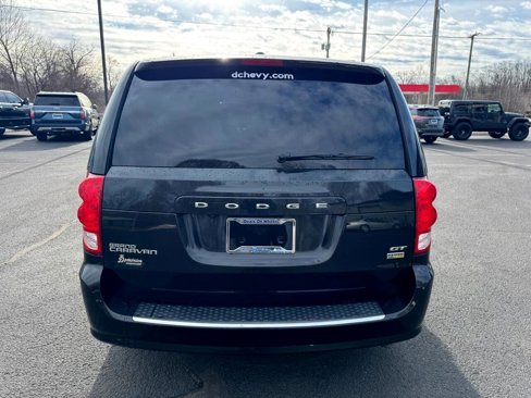 Used 2019 Dodge Grand Caravan GT image 9