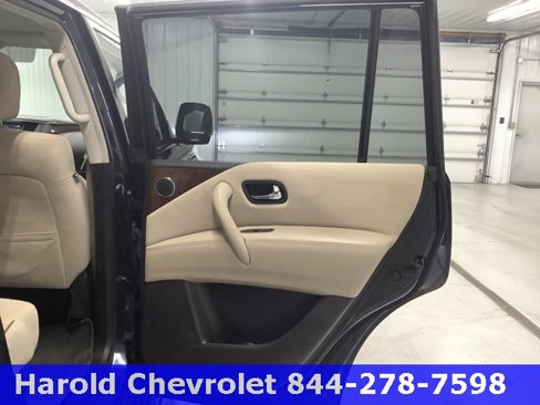 Used 2018 Nissan Armada SV image 7