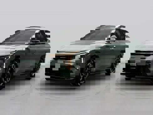 New 2025 Kia K4 LXS image 1