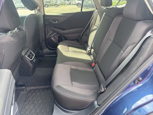 Certified 2022 Subaru Outback Premium image 11