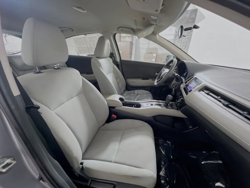 Used 2019 Honda HR-V LX image 30