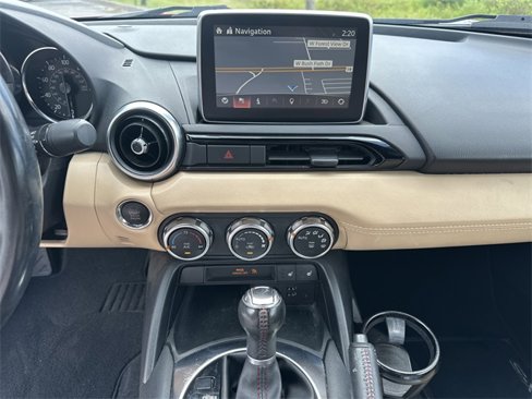 Used 2016 MAZDA MX-5 Miata Grand Touring image 11