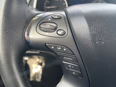 Used 2023 Nissan Murano SV image 17