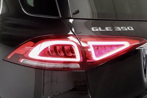 Used 2021 Mercedes-Benz GLE 350 4MATIC image 12