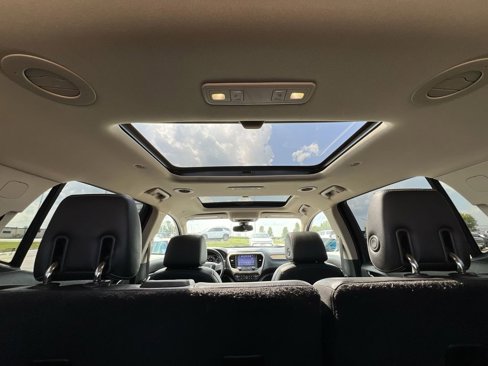 Used 2017 GMC Acadia Denali w/ Technology Package image 18