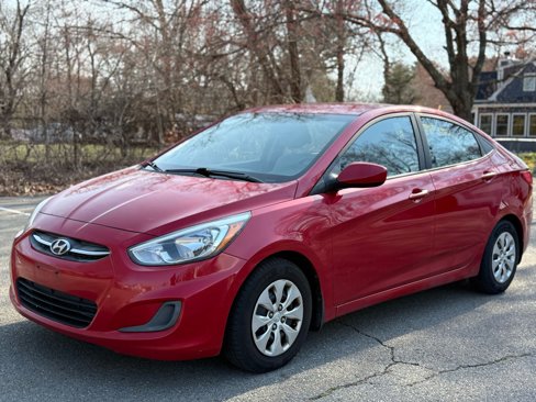 Used 2016 Hyundai Accent SE image 3