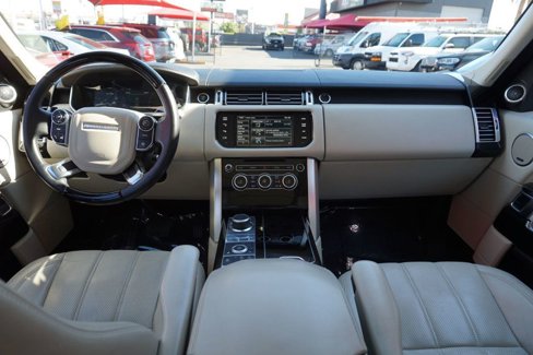 Used 2014 Land Rover Range Rover HSE image 17
