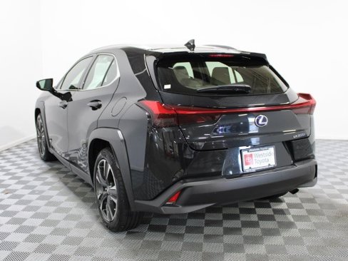 Used 2019 Lexus UX 250h image 4