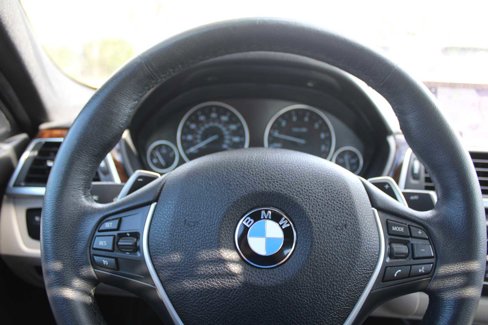 Used 2018 BMW 330i xDrive Sedan w/ Premium Package image 25
