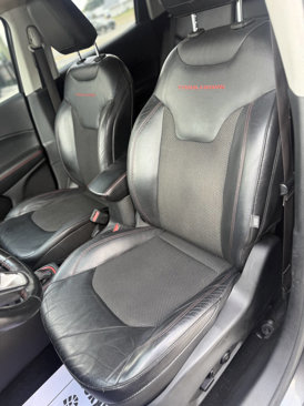 Used 2018 Jeep Compass Trailhawk w/ Navigation Group image 9