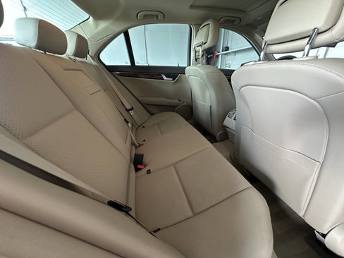 Used 2012 Mercedes-Benz C 250 Sedan image 26