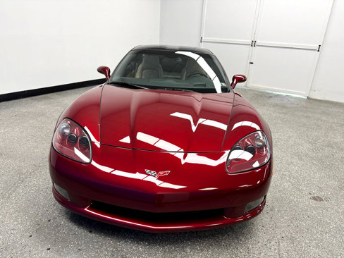 Used 2006 Chevrolet Corvette Coupe w/ Preferred Equipment Group image 32