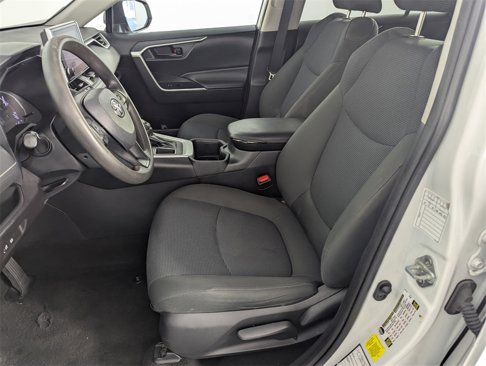 Used 2023 Toyota RAV4 LE image 12