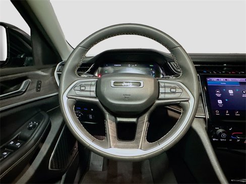 Used 2022 Jeep Grand Cherokee Limited 4xe image 10