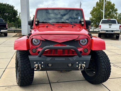 Used 2015 Jeep Wrangler Unlimited Sport image 2