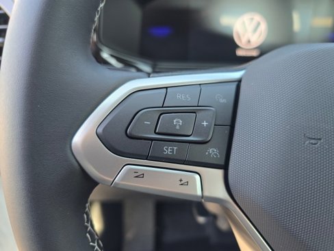 New 2025 Volkswagen Taos S image 28