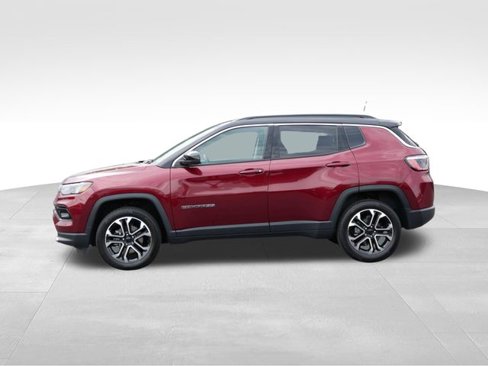 Certified 2022 Jeep Compass Limited image 4
