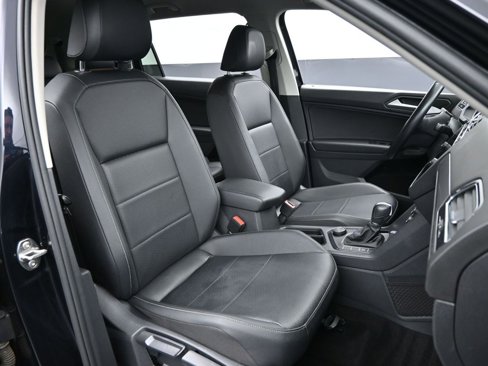 Used 2019 Volkswagen Tiguan SE w/ 3rd Row Seat Package image 27