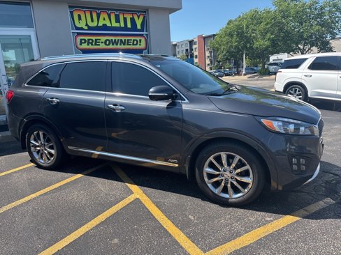 Used 2017 Kia Sorento SX image 1