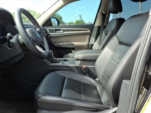 Used 2022 Volkswagen Atlas SE image 37