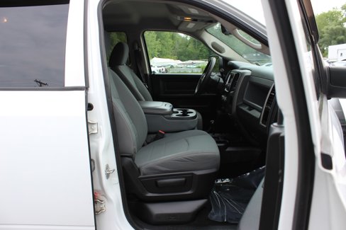 Used 2013 RAM 2500 Tradesman w/ Chrome Appearance Group image 34