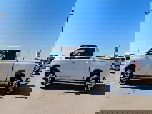 Used 2019 RAM 1500 Big Horn image 5