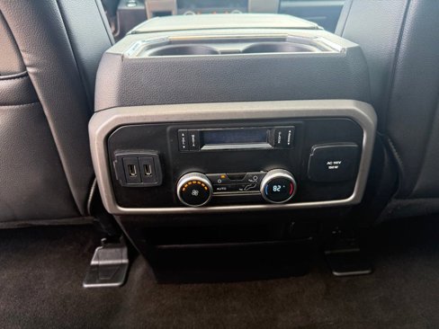 Used 2020 Ford Expedition Max XLT w/ Equipment Group 202A image 24