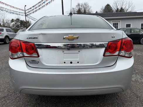 Used 2016 Chevrolet Cruze LT image 6