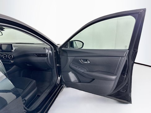 Used 2024 Nissan Sentra SV image 30