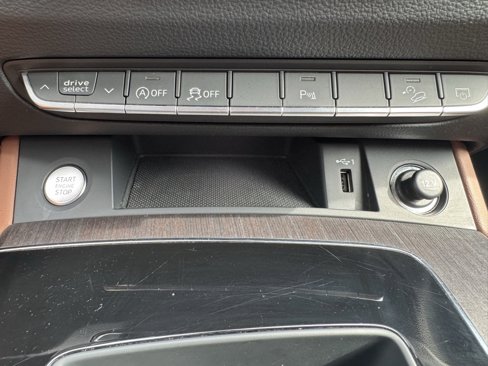 Used 2024 Audi Q5 2.0T Premium Plus image 23